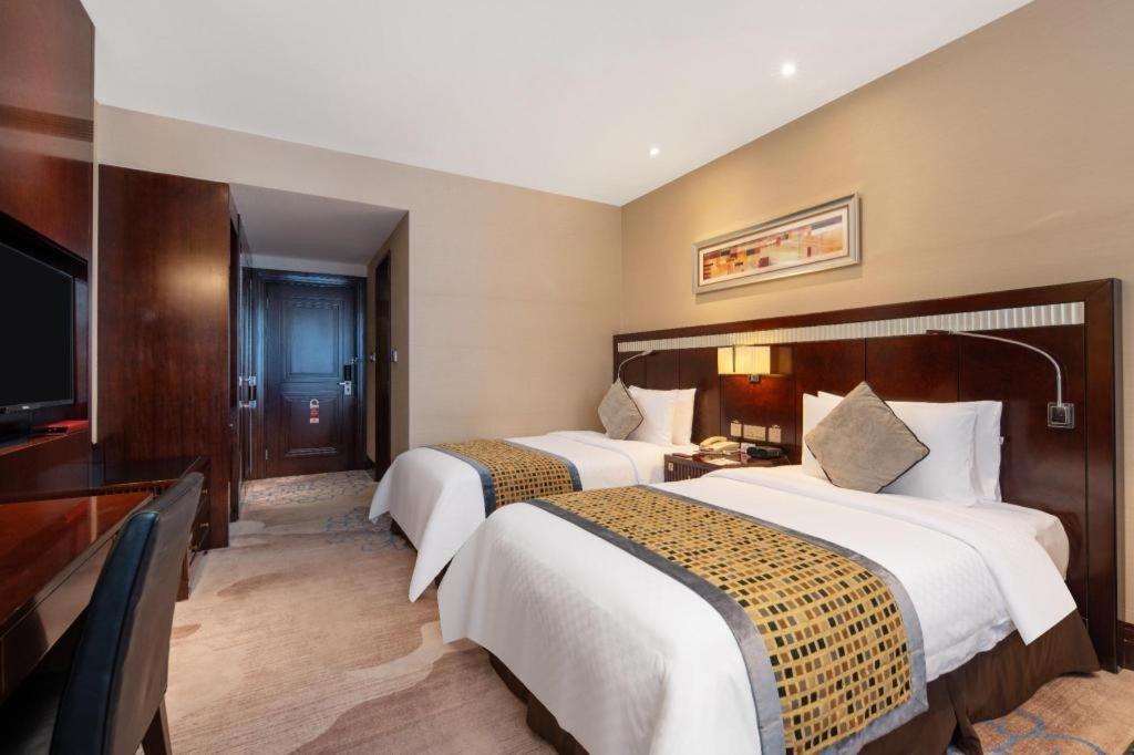 שנגחאי Grand Soluxe Zhongyou Hotel מראה חיצוני תמונה