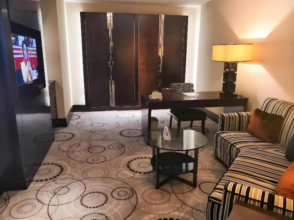 שנגחאי Grand Soluxe Zhongyou Hotel מראה חיצוני תמונה