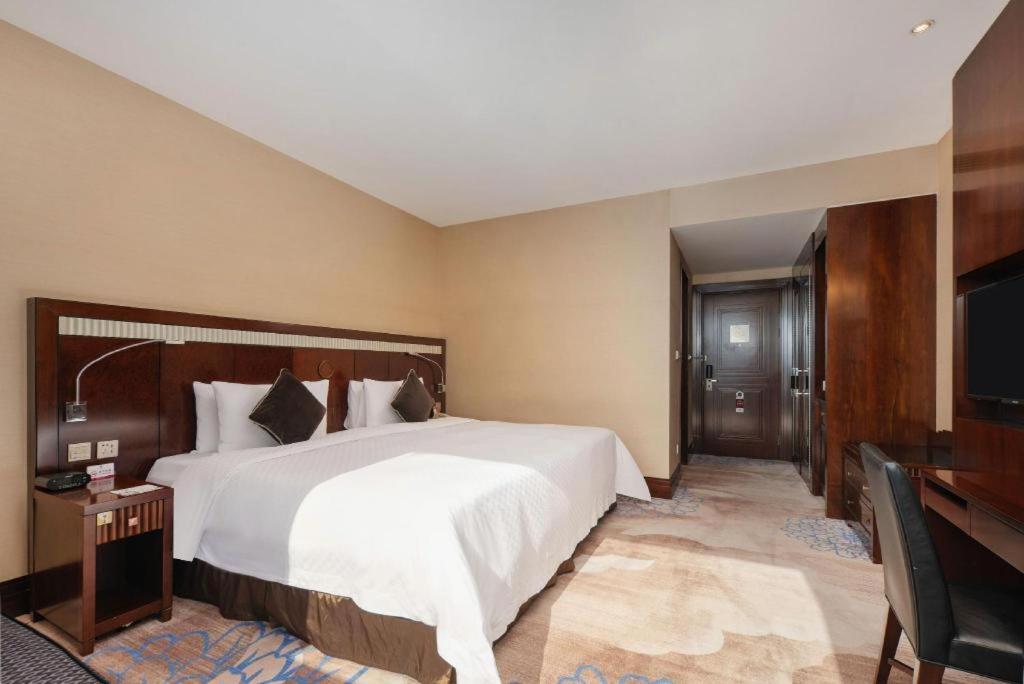 שנגחאי Grand Soluxe Zhongyou Hotel מראה חיצוני תמונה