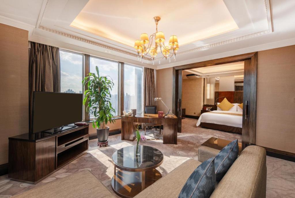 שנגחאי Grand Soluxe Zhongyou Hotel מראה חיצוני תמונה